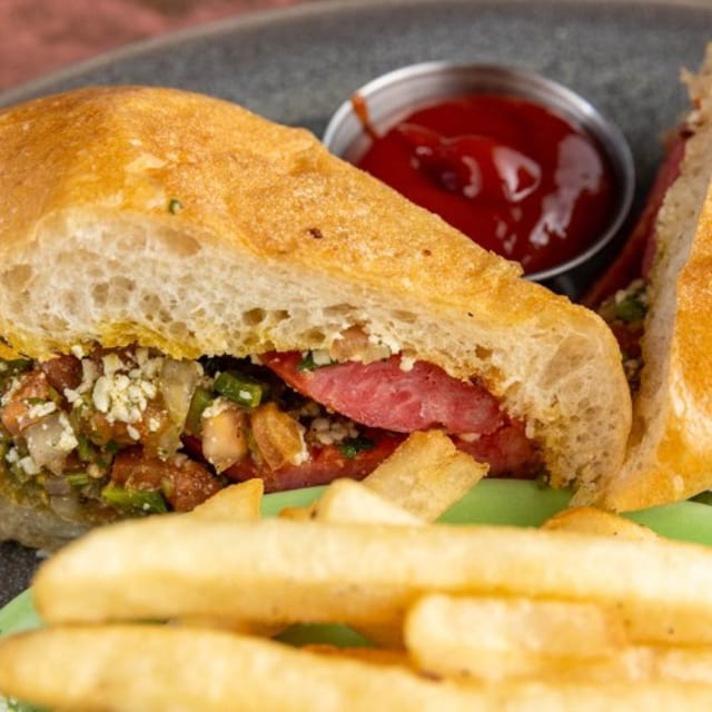Choripan.